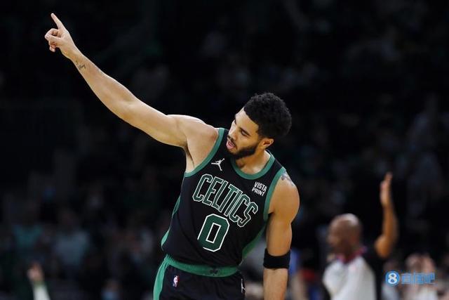 澳大利亚男篮官宣：约什-班南顶替麦克唐纳出征亚洲杯